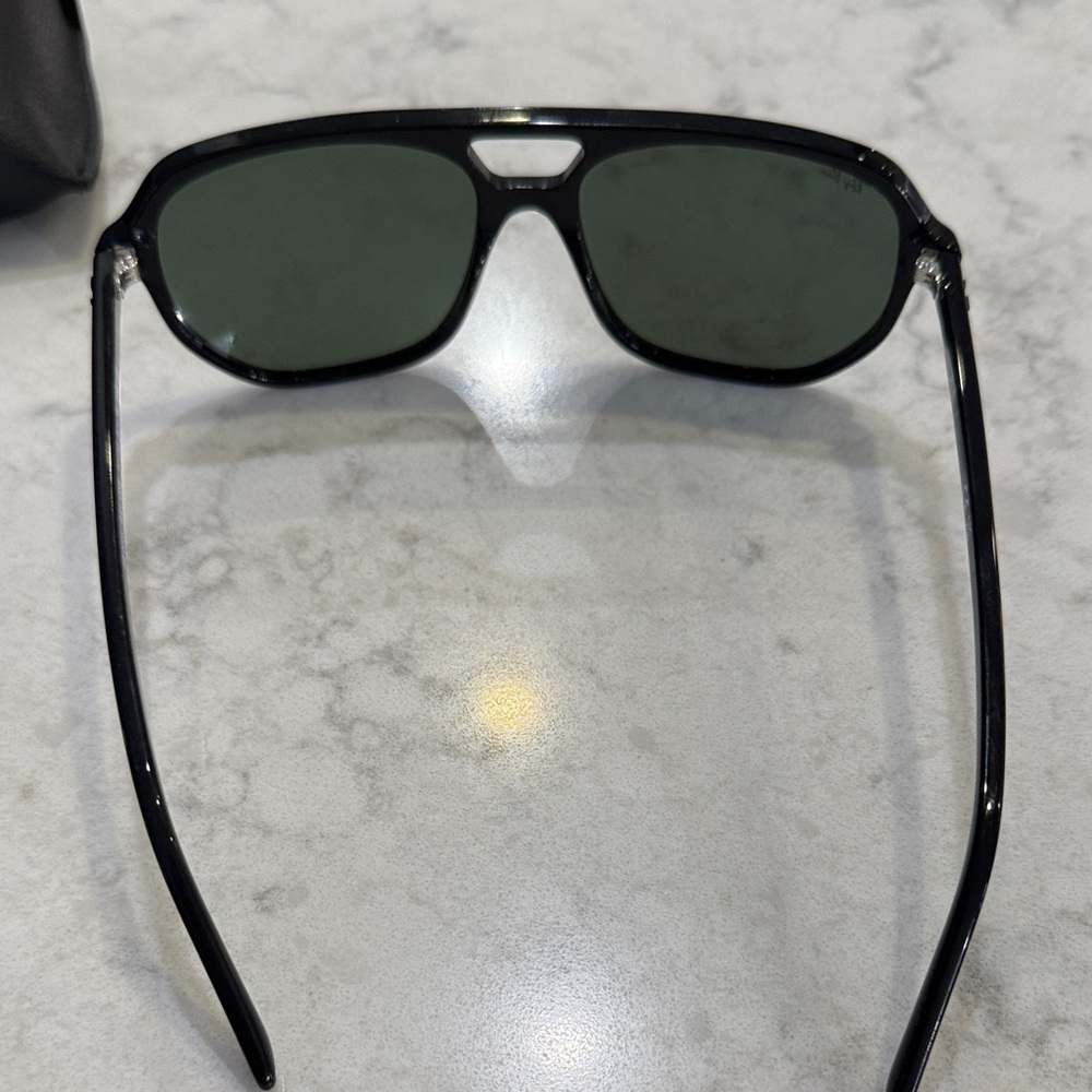 Ray-Ban Black Sunglasses with Case, Bill One - Highly Sought After - Picture 5 of 5